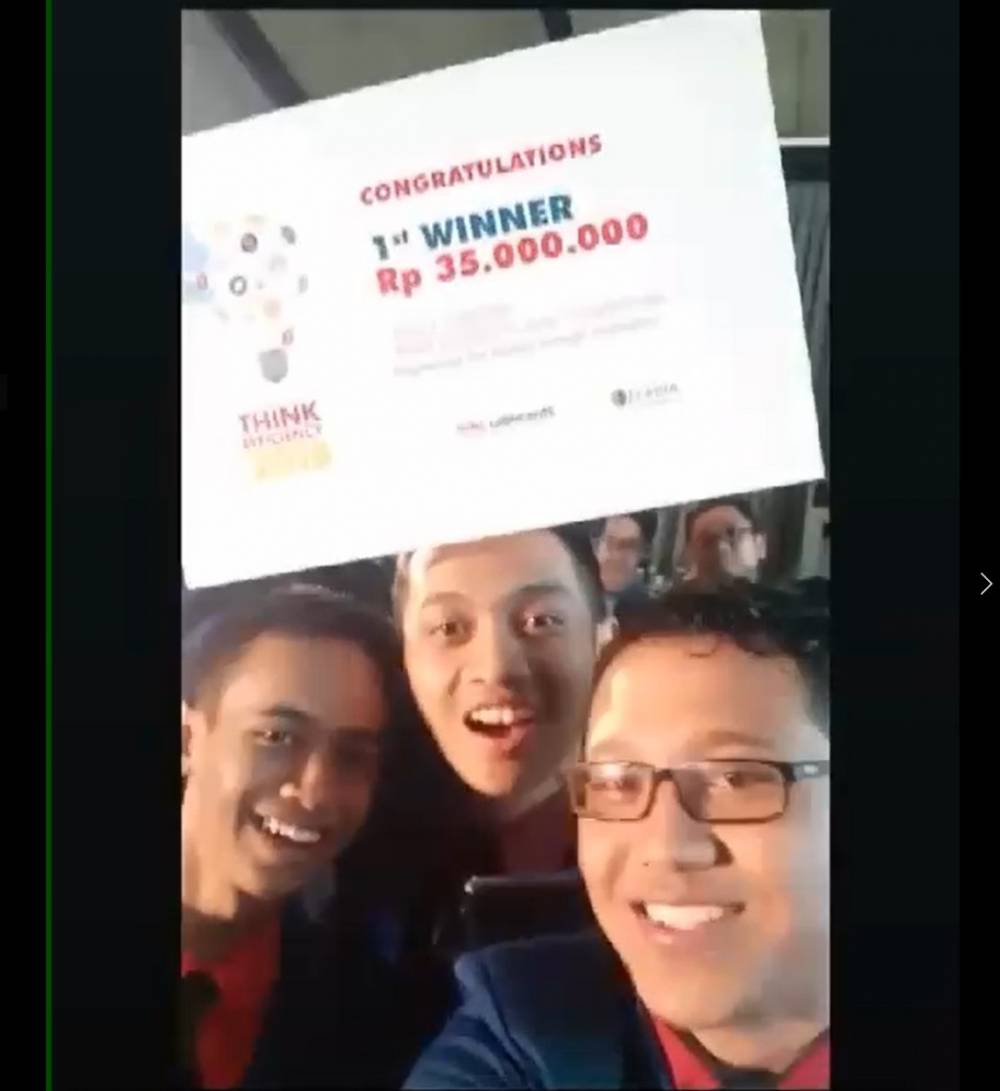 Bagas Pramana Putra Fadila (TN 26) dan rekan-rekannya dari ITS berhasil meraih 1st Winner pada Think Efficiency 2018