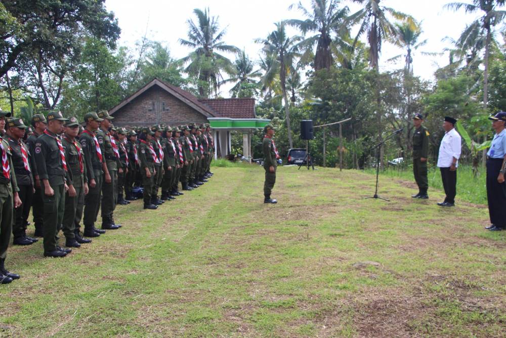 Latihan Kemasyarakatan Peduli Lingkungan (LKPL) Siswa kelas XII Angkatan 27