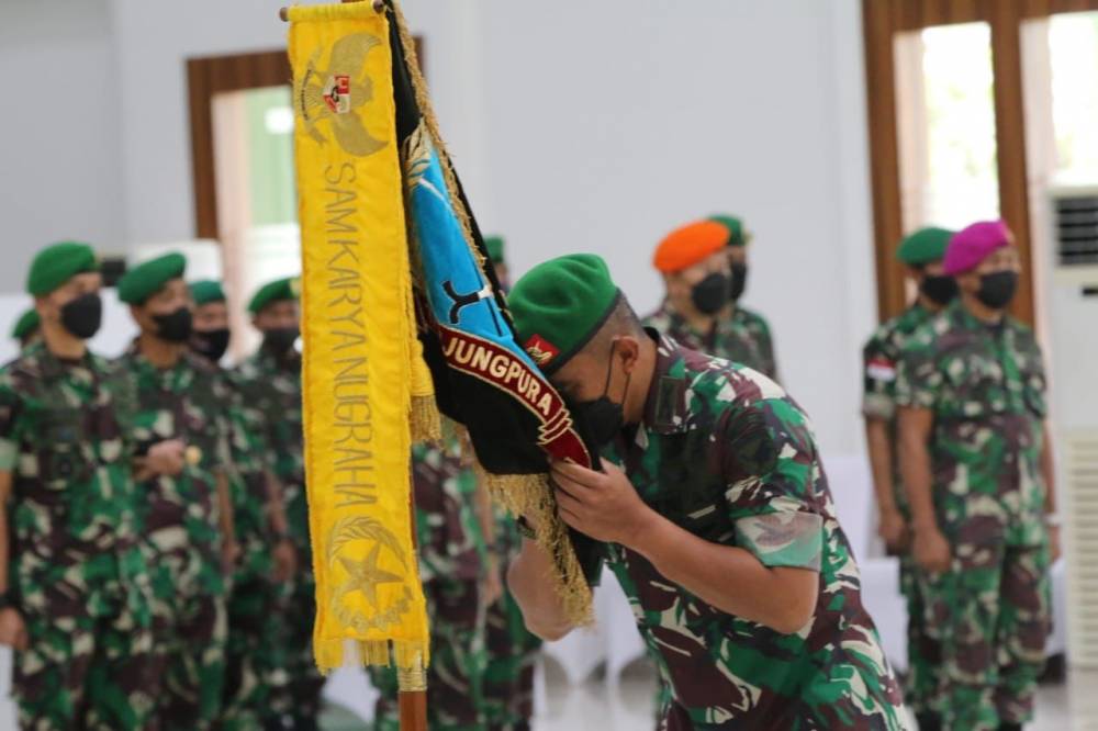 Dari Kolonel Inf Fikri Ferdian (TN 4) kepada Letkol Inf Wahyu Ramadhanus Suryawan (TN 5)