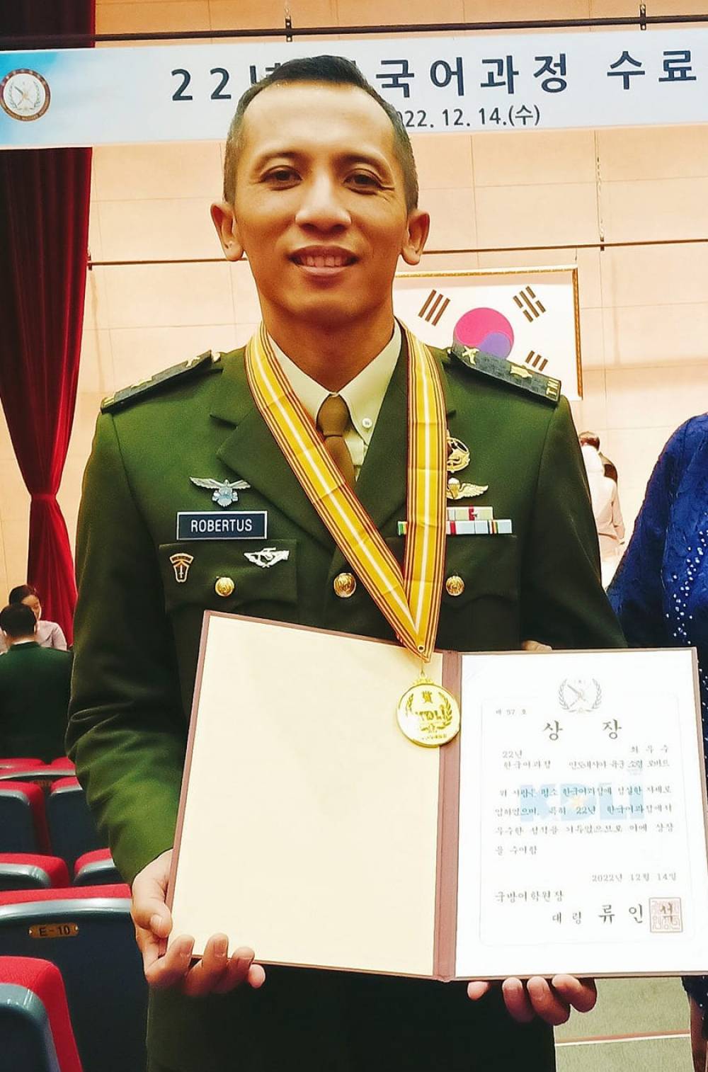 Mayor Robertus A. Kristiawan (TN 11) raih medali emas