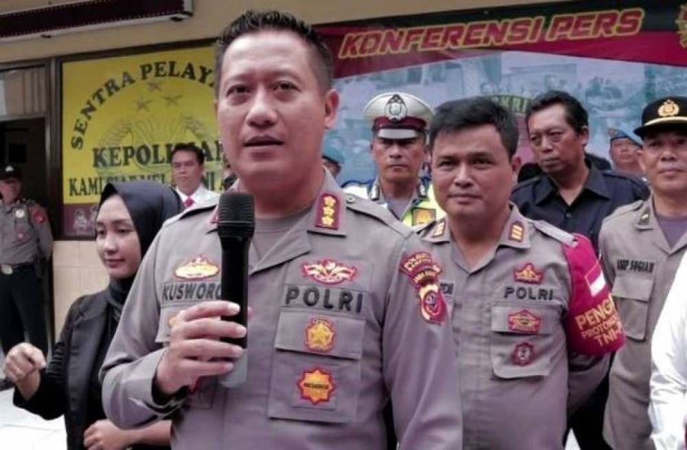 Kapolresta Bandung Kombes Pol Kusworo Wibowo (TN 5) Buktikan Janji, Tembak Anggota Genk Motor Pembuat Onar