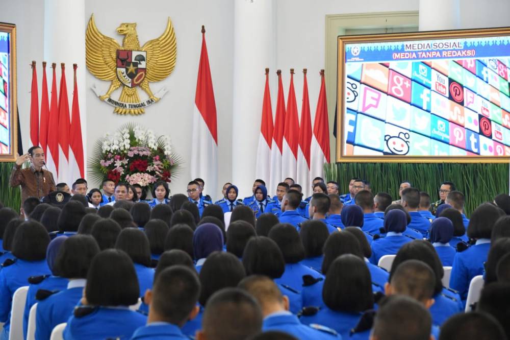 Undang 371 Siswa SMA Taruna Nusantara ke Istana Bogor