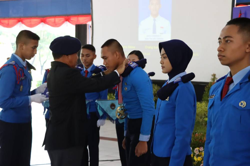 Siswa Arya Krisna Fatahillah, Kelas IPS Raih Penghargaan Bintang Garuda Trisakti Tarunatama Emas