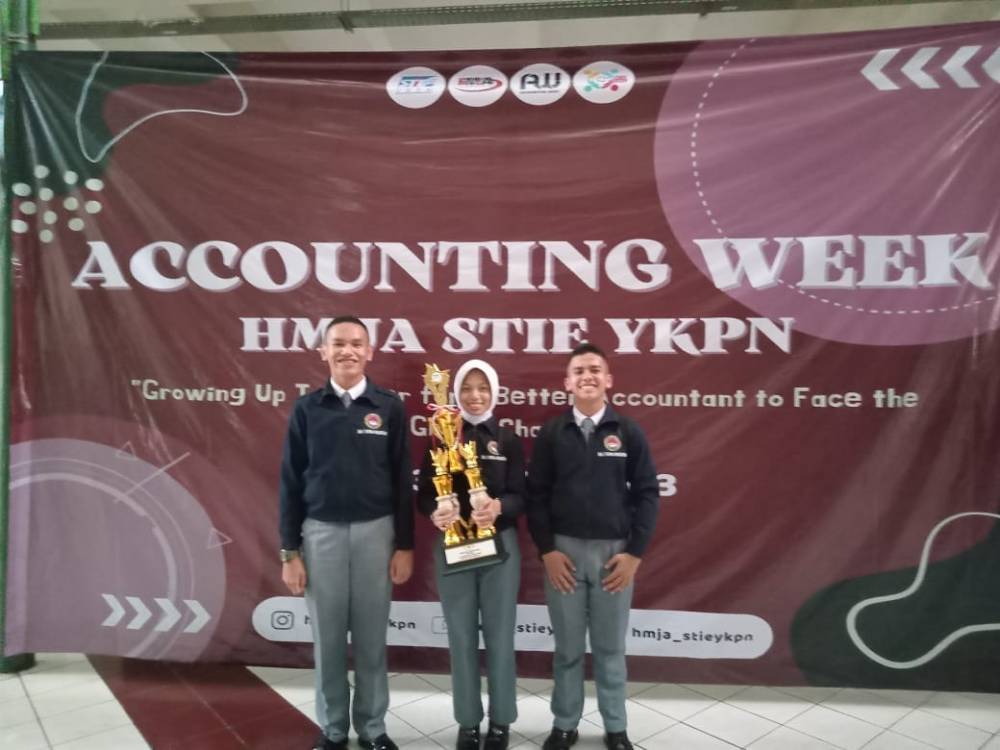 Juara 1 Accounting Olympiad Tingkat Jateng - DIY di STIE YKPN Yogyakarta