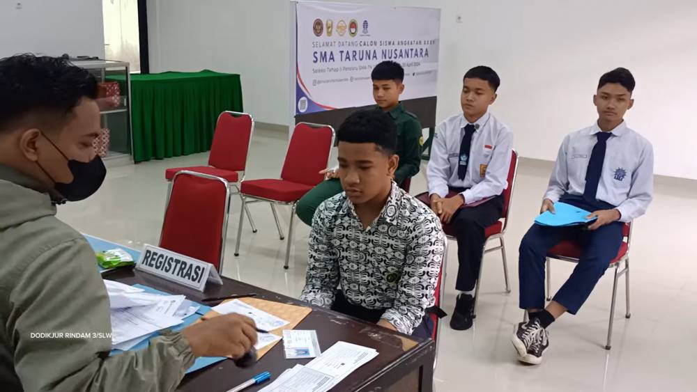 Kegiatan Registrasi Calon Siswa SMA Taruna Nusantara Panda Jabar 2024 Di Hari Pertama