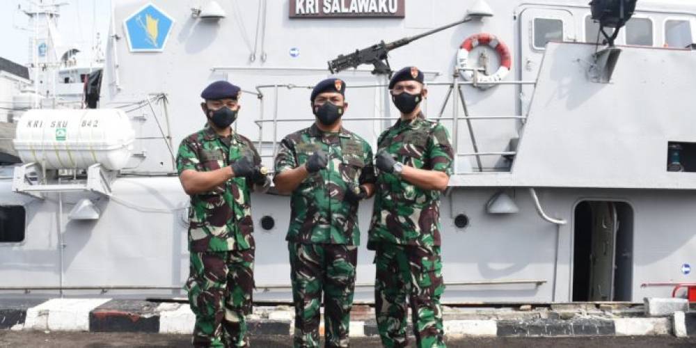 Letkol Laut (P) Irianto Kurniawan (TN 6) yang resmi menjabat Komandan KRI Salawaku-842